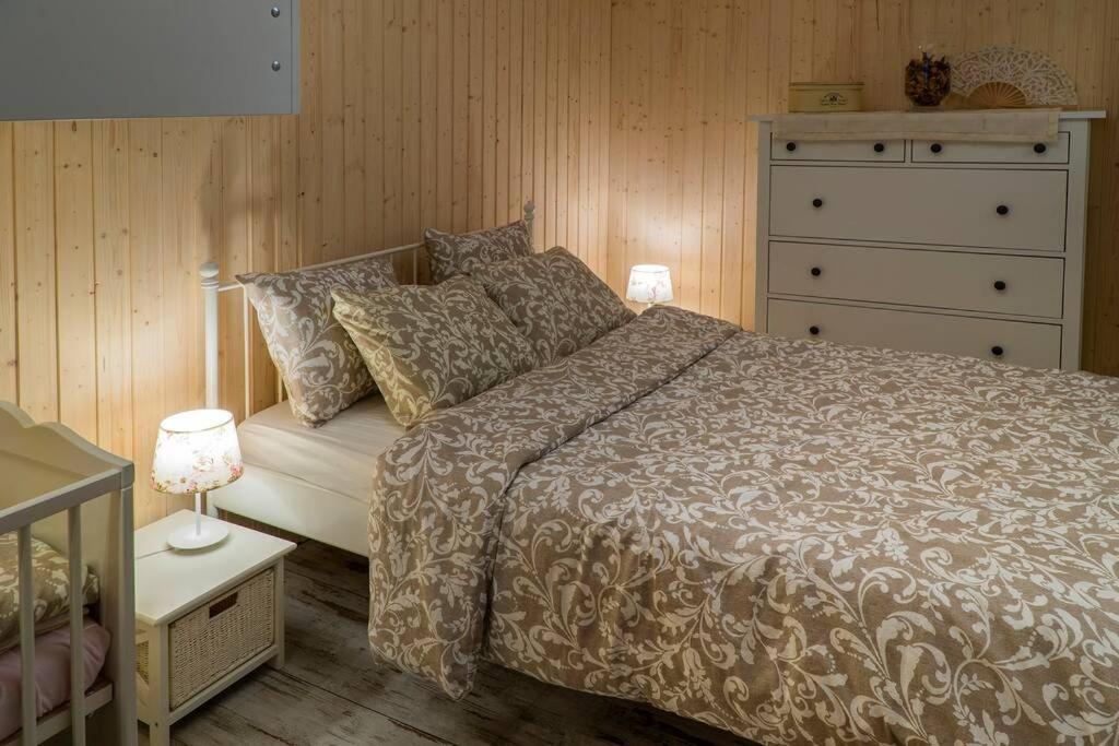 Provensalsky Rodinny Apartman Mandolina Bojnice Extérieur photo